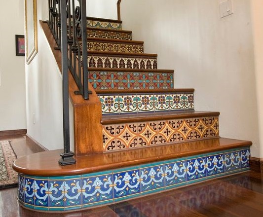 saltillo-with-talavera-staircase